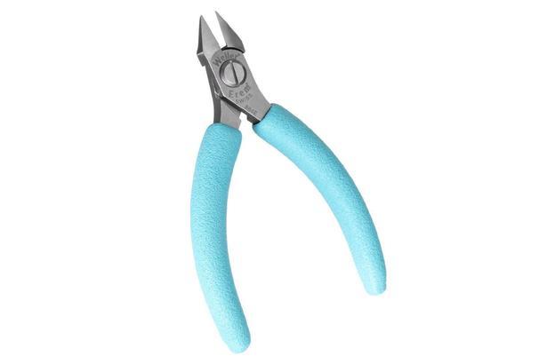 Side cutter - pointed relieved head