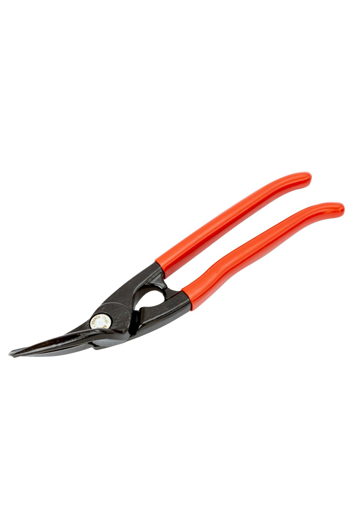 Sheet metal shears with induction-hardened blades for left and straight cuts