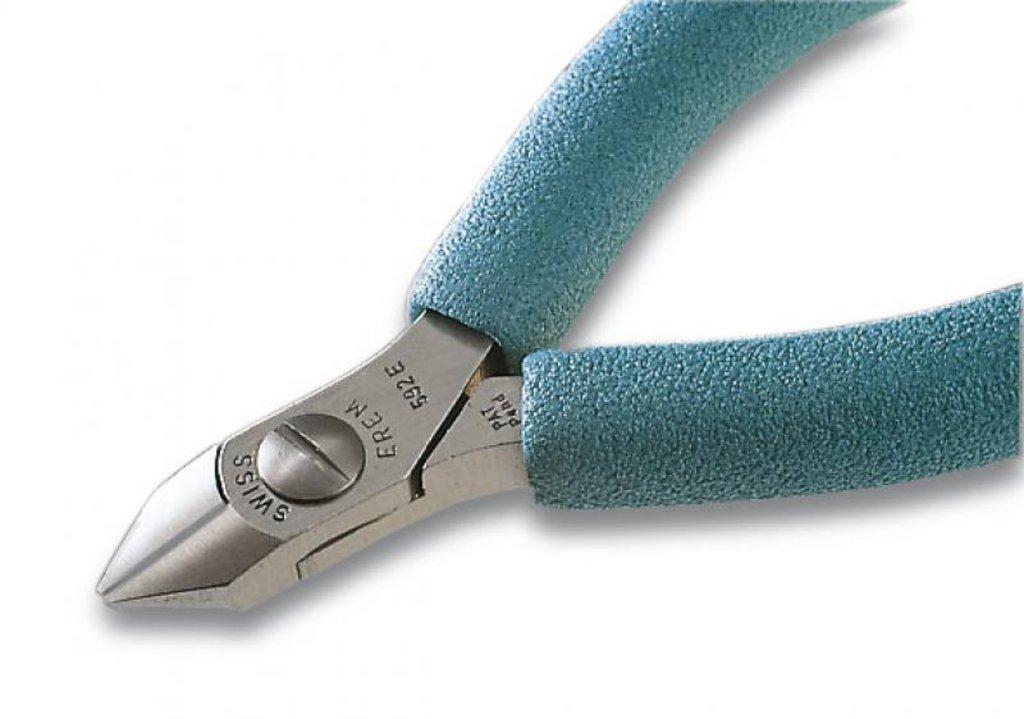 Side cutter - pointed relieved head